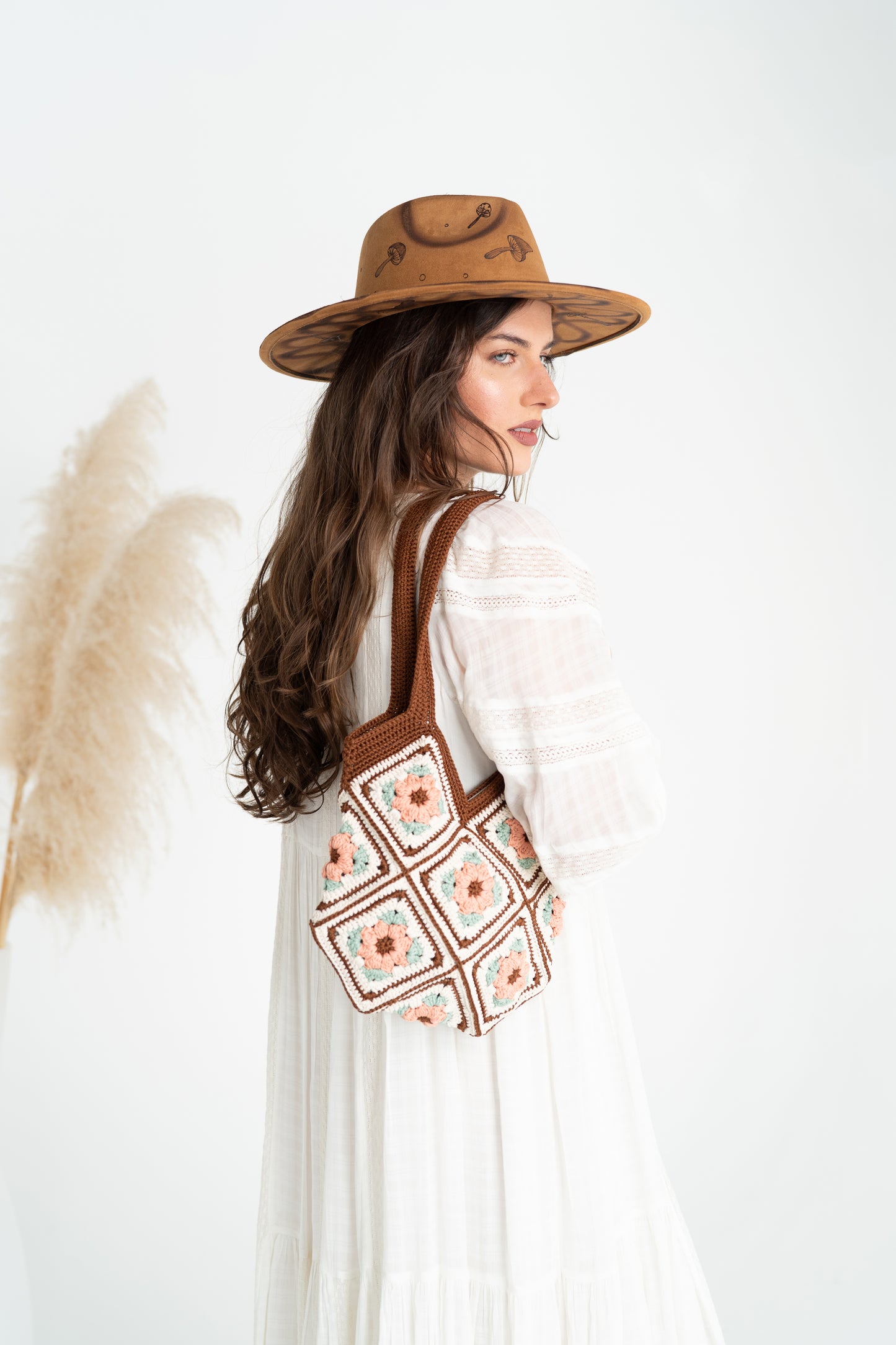 Poppy crochet bag