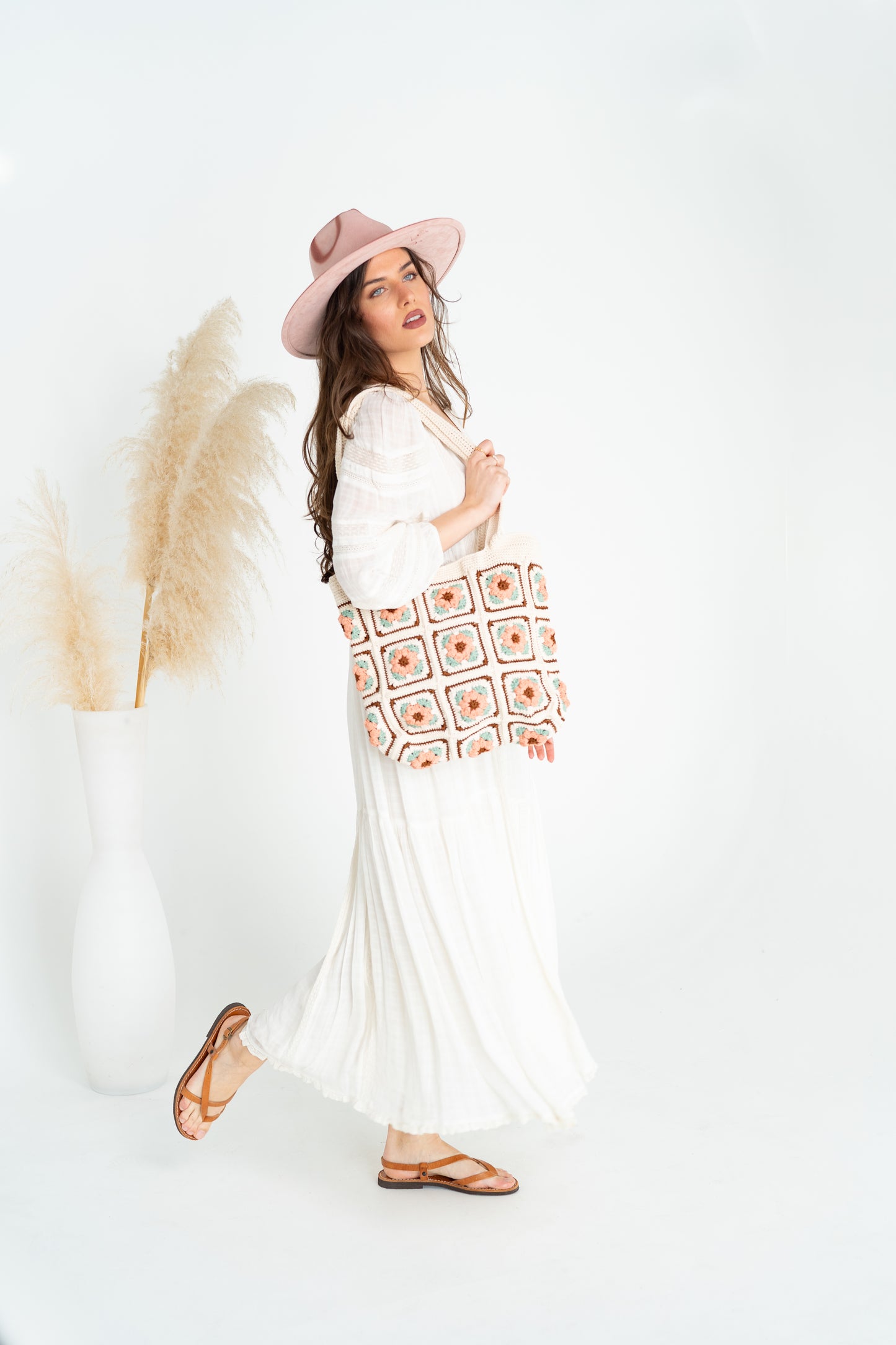 Poppy crochet bag