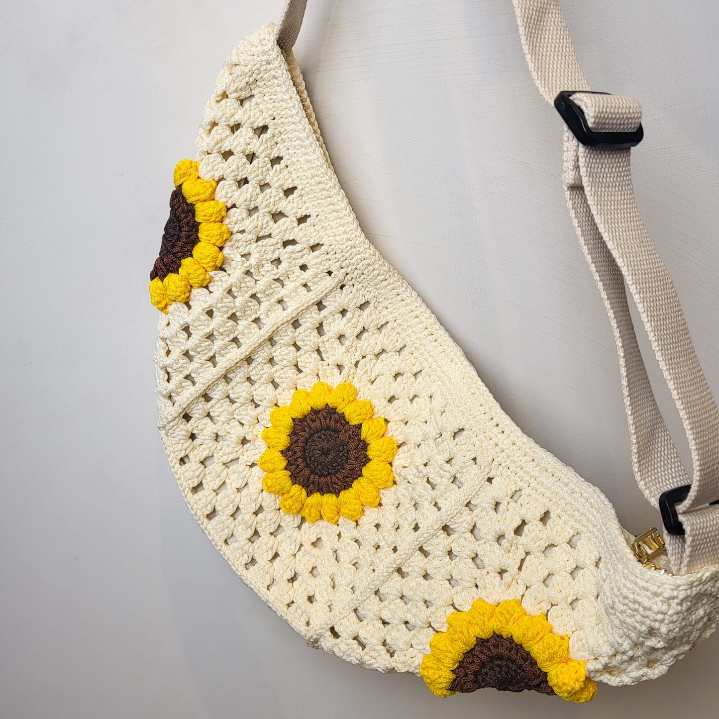 Dumpling Crossbody Crochet Bag