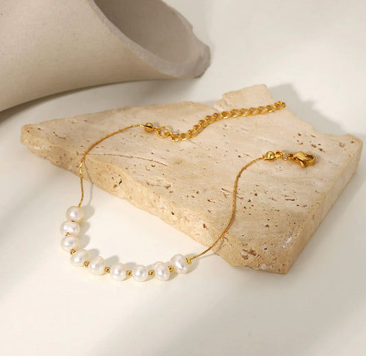 Dainty Pearl Bracelet
