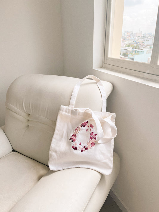 Little Rose Wreath- Linen Canvas Tote Bag