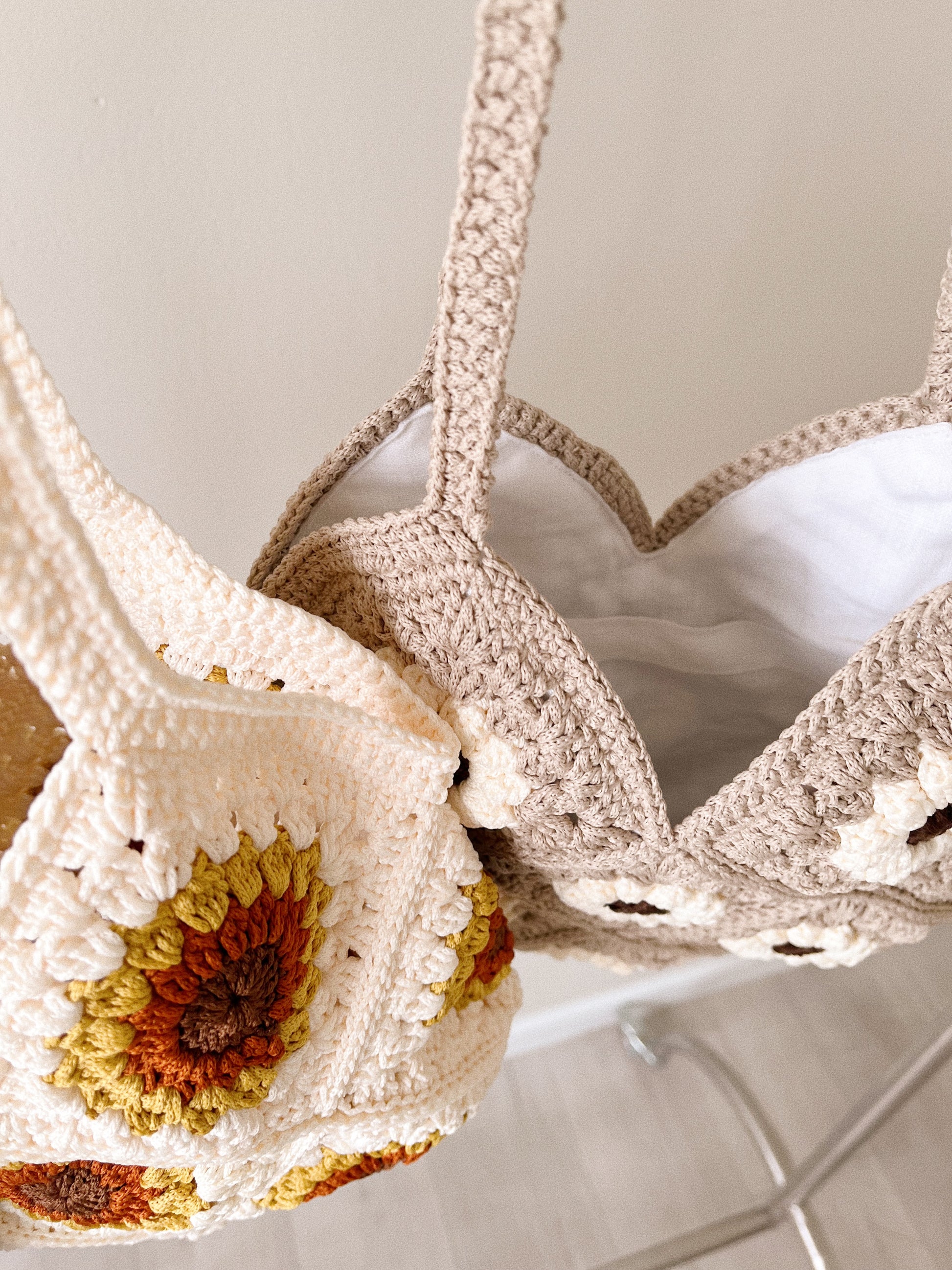 Daisy Flower Crochet Bag