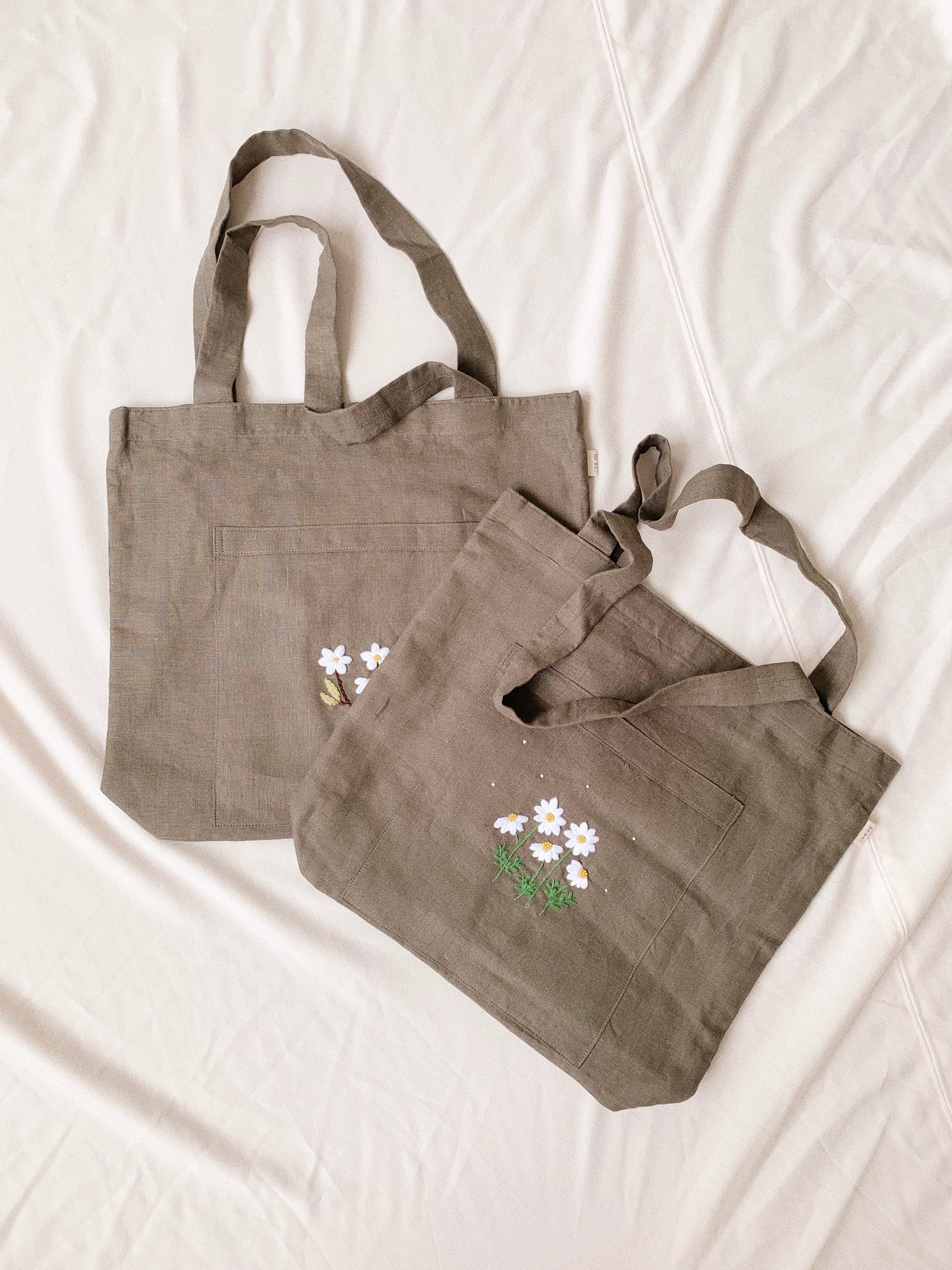 Linen Canvas Tote Bag with Hand Embroidery Daisy Flower