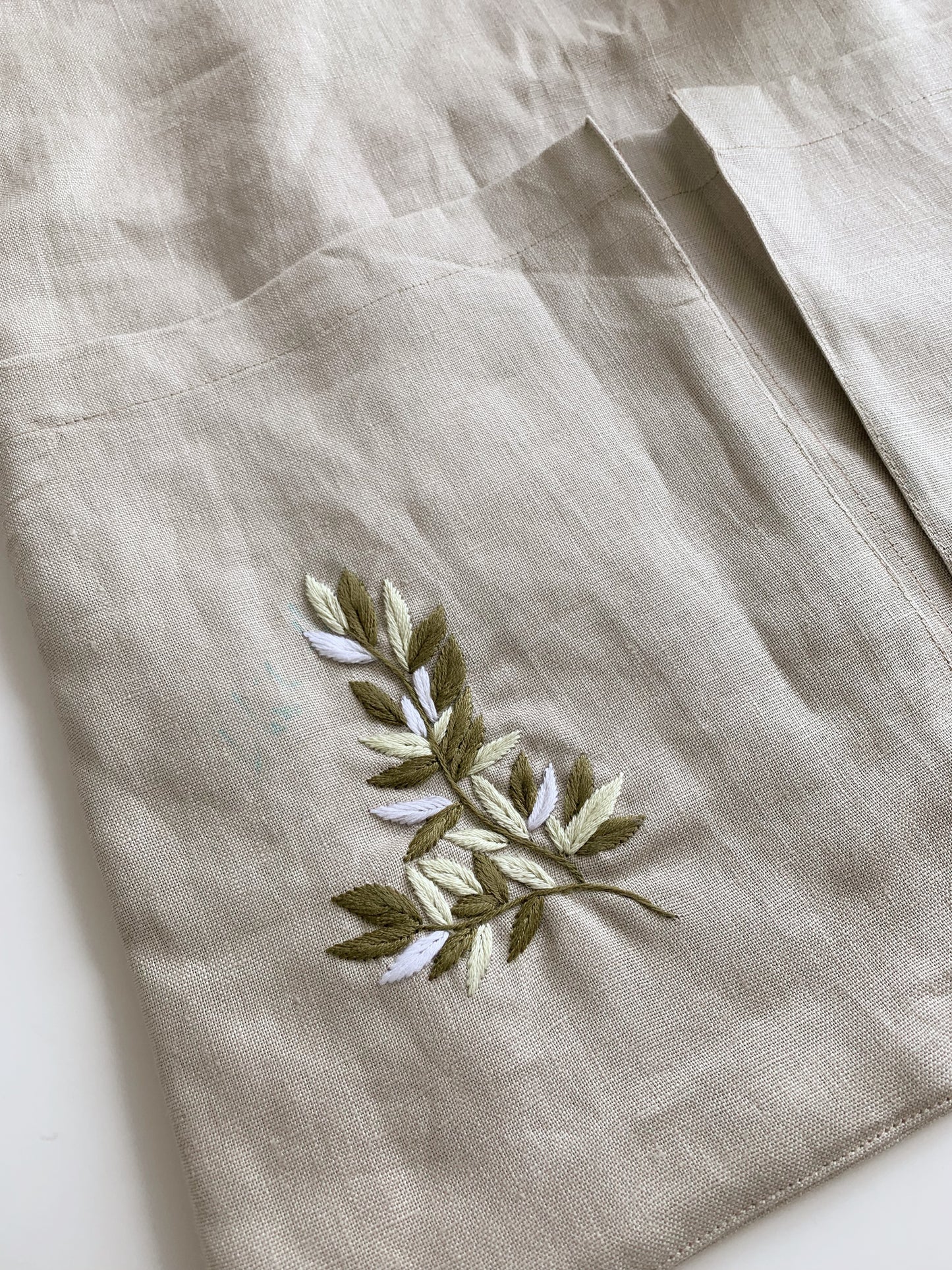 Linen Canvas Tote Bag with Hand Embroidery Leaf
