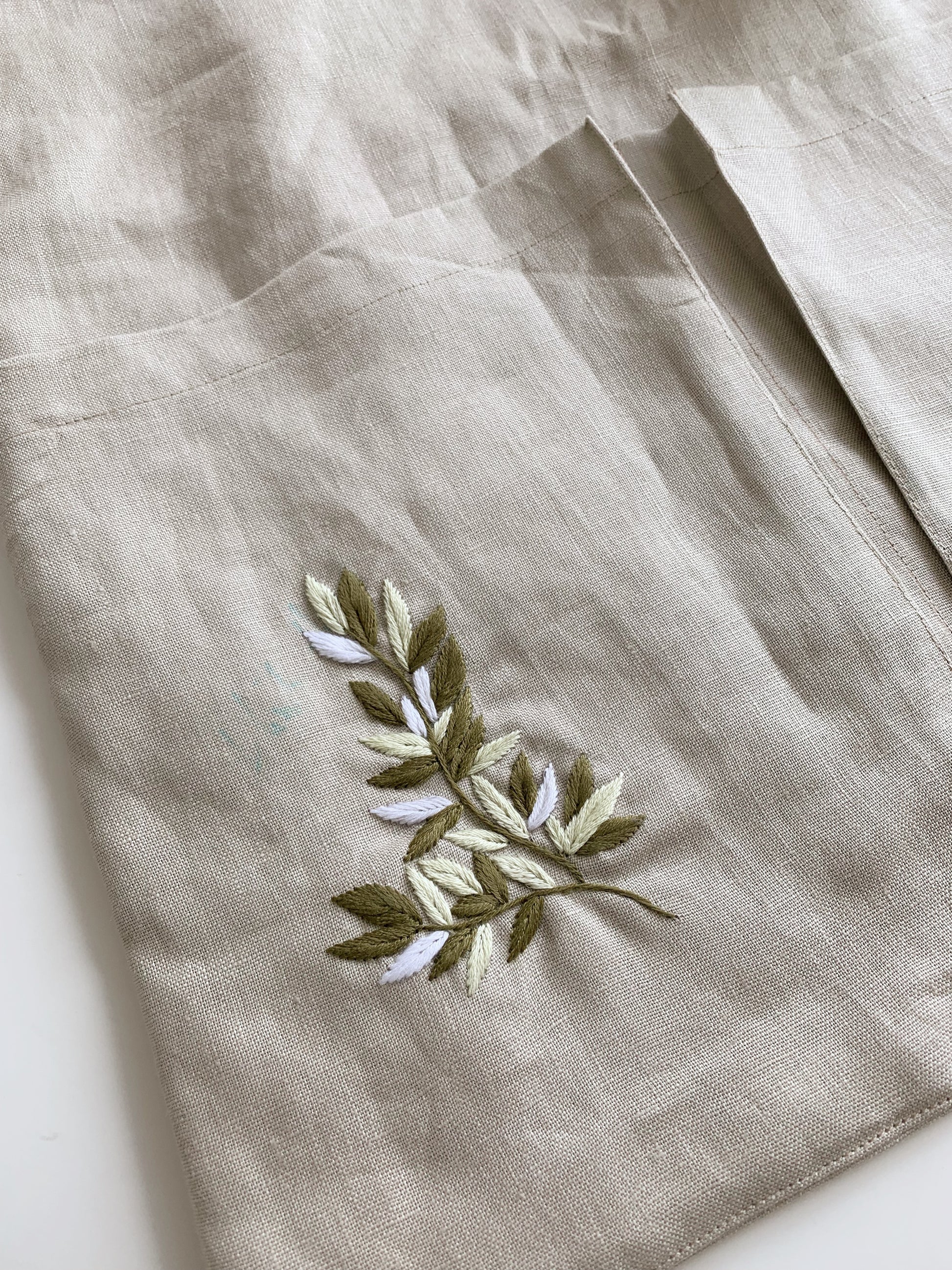 Linen Canvas Tote Bag with Hand Embroidery Leaf