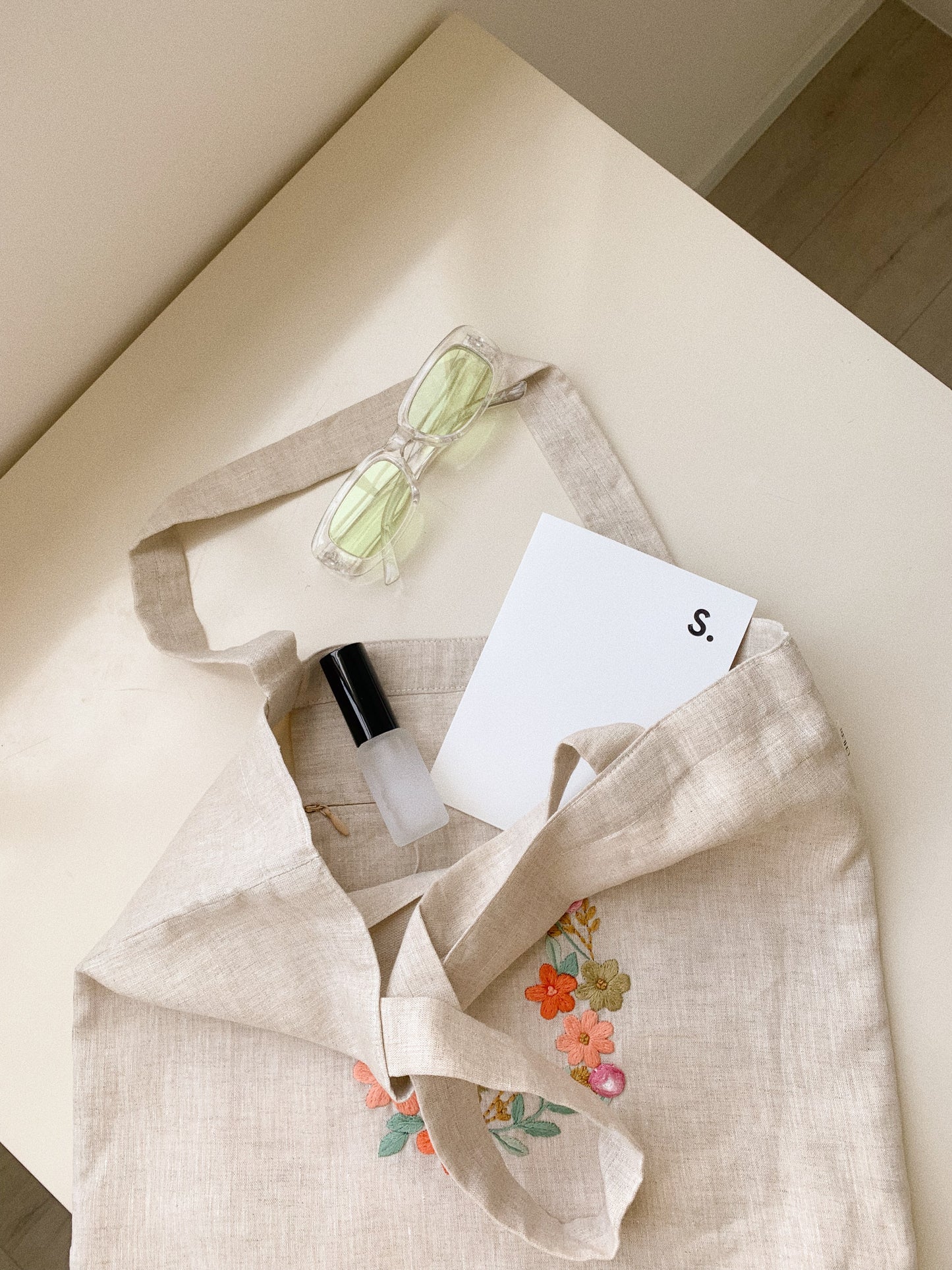 Hoa Mai Wreath- Floral Linen Tote Bag