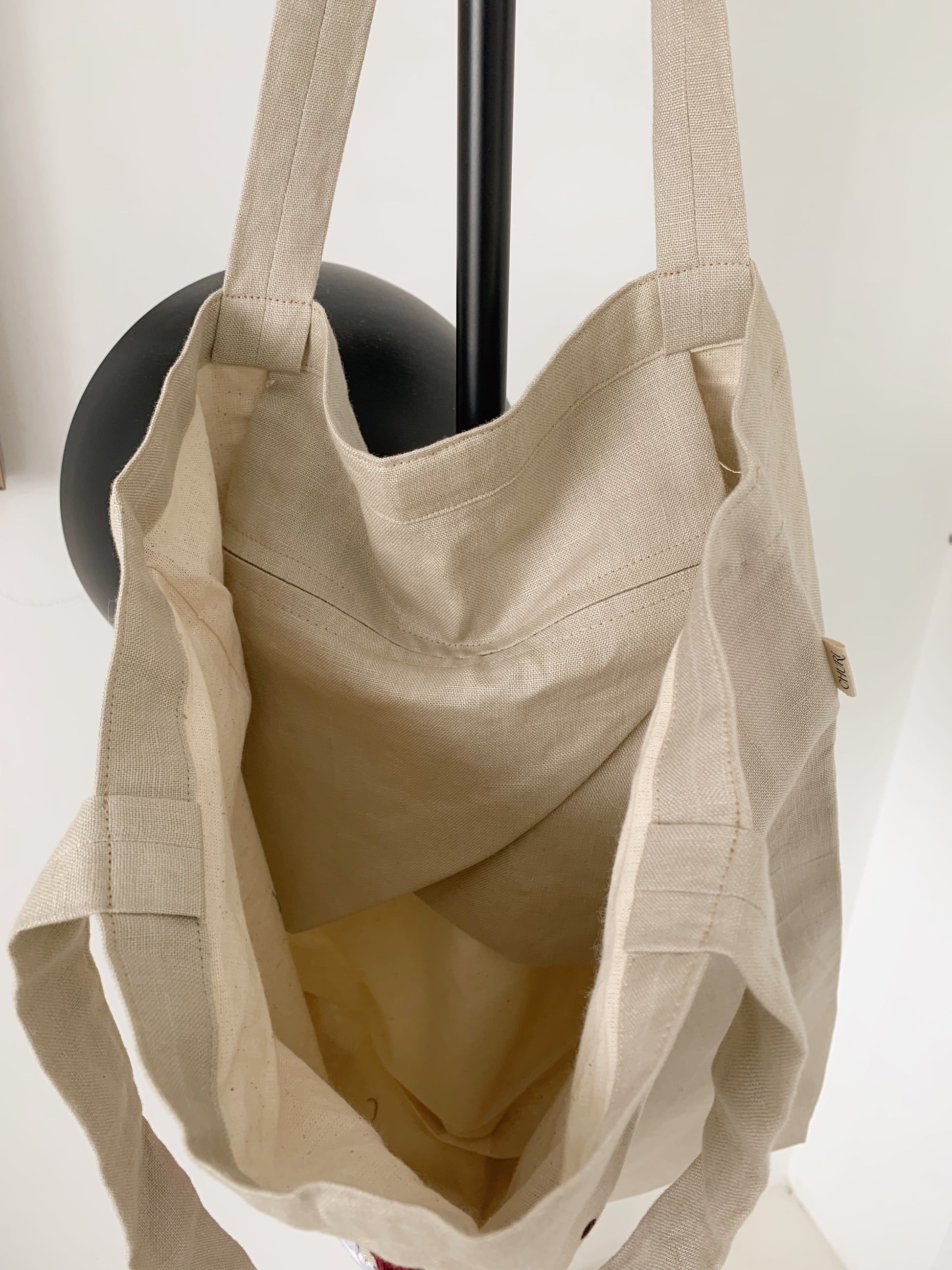 The Hand Embroidery Linen Canvas Tote Bag with Heart Floral Bouquet embroidery