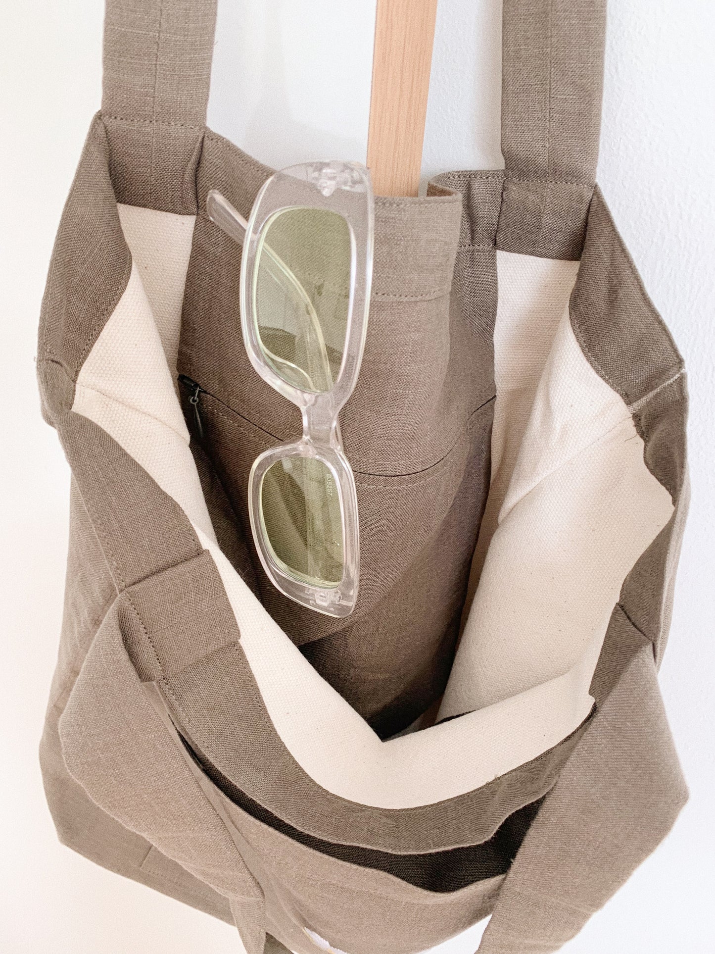 Daisy Flower- Linen Canvas Tote Bag
