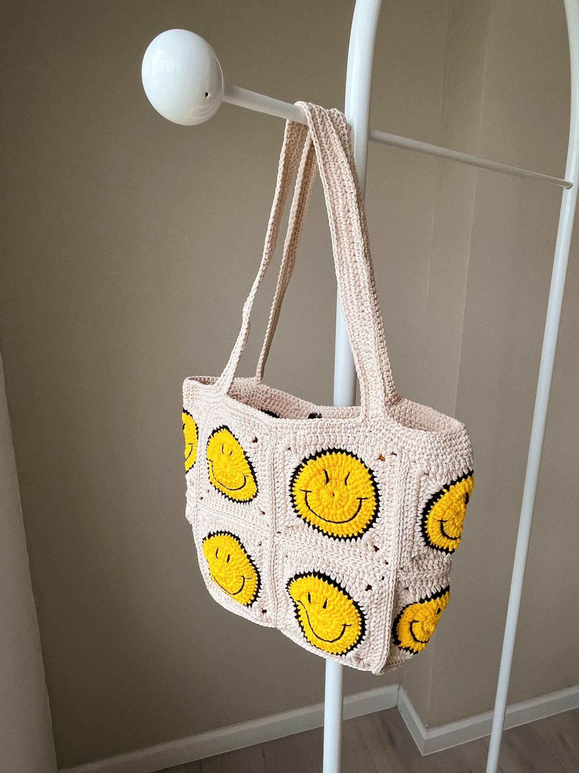 Smiley Face Crochet Bag