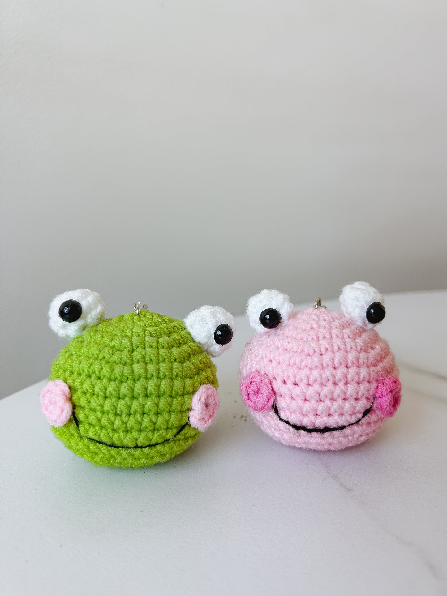 Frog style Crochted keychains - crafted by Churi