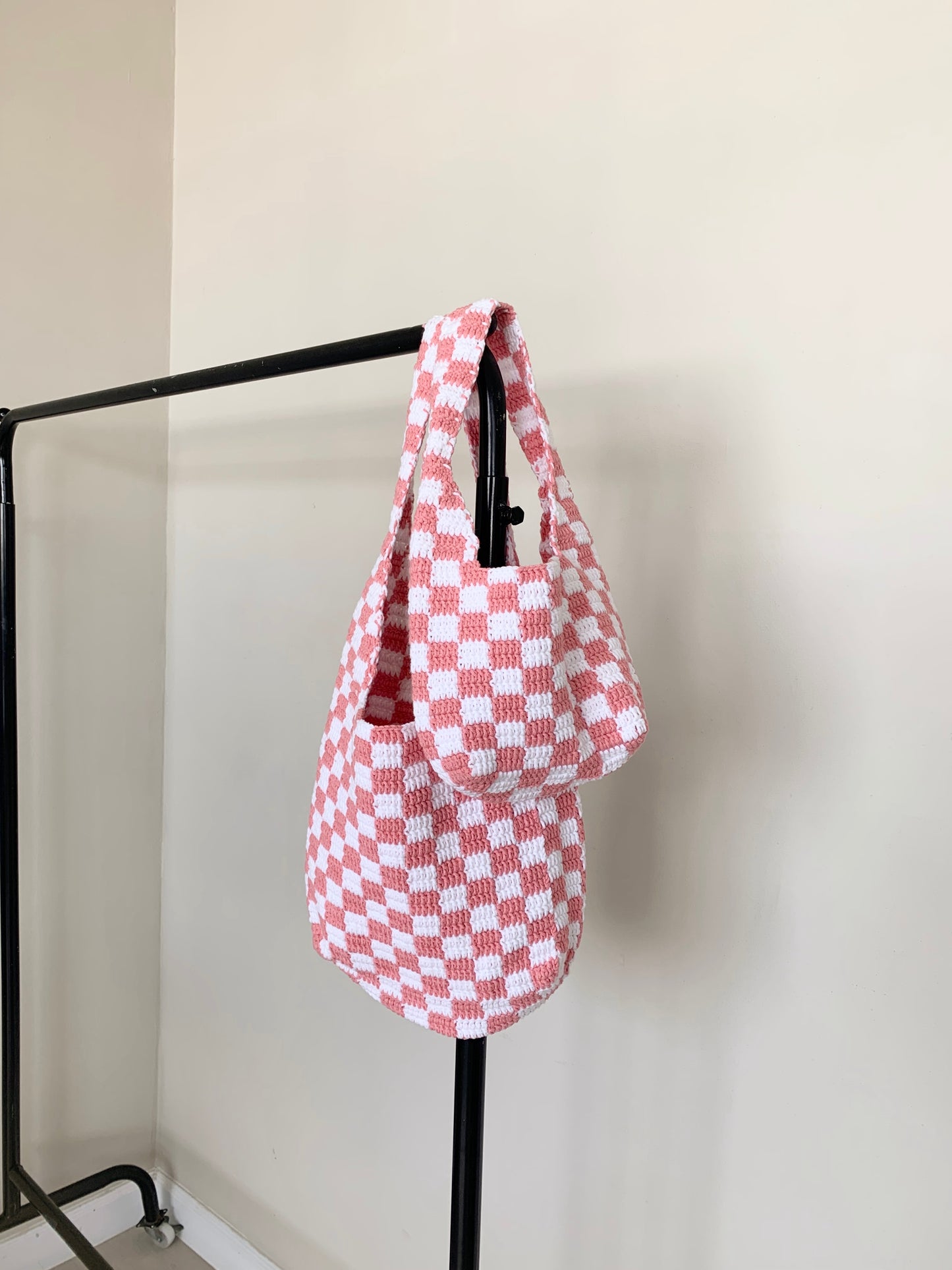 Pink Checkered Pattern Crochet Tote Bag