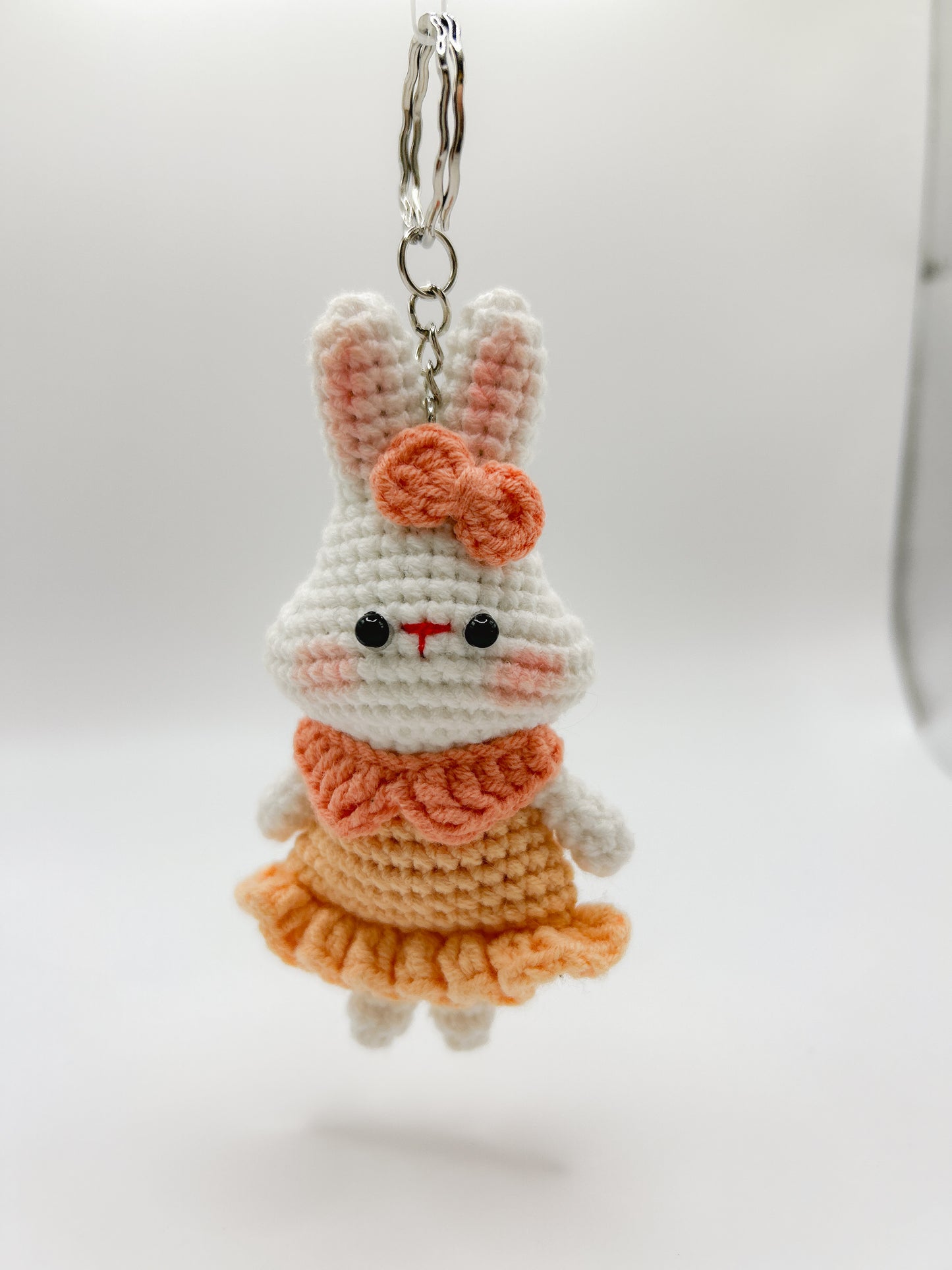 Daisy the bunny, Crochet Keychain  | keyrings