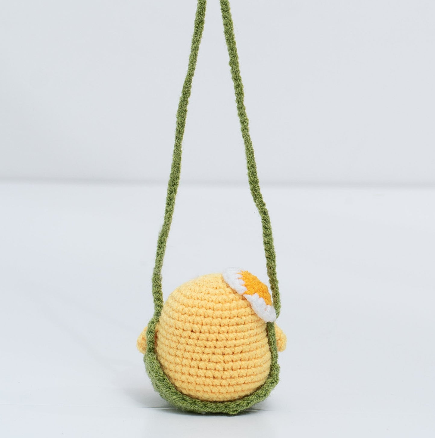Hanging Eggcellent Chick