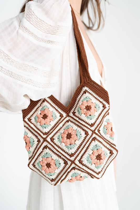 Poppy crochet bag