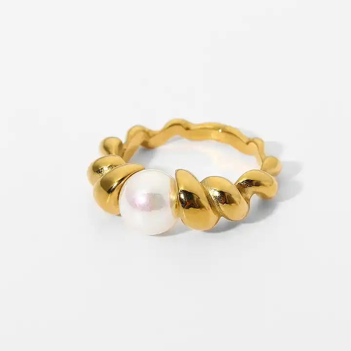 Croissant with Pearl Ring