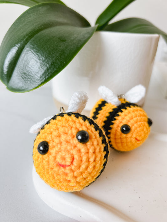 Bumble Bee Crochet Keychain | Handmade Buzzing Beauty for Your Keys