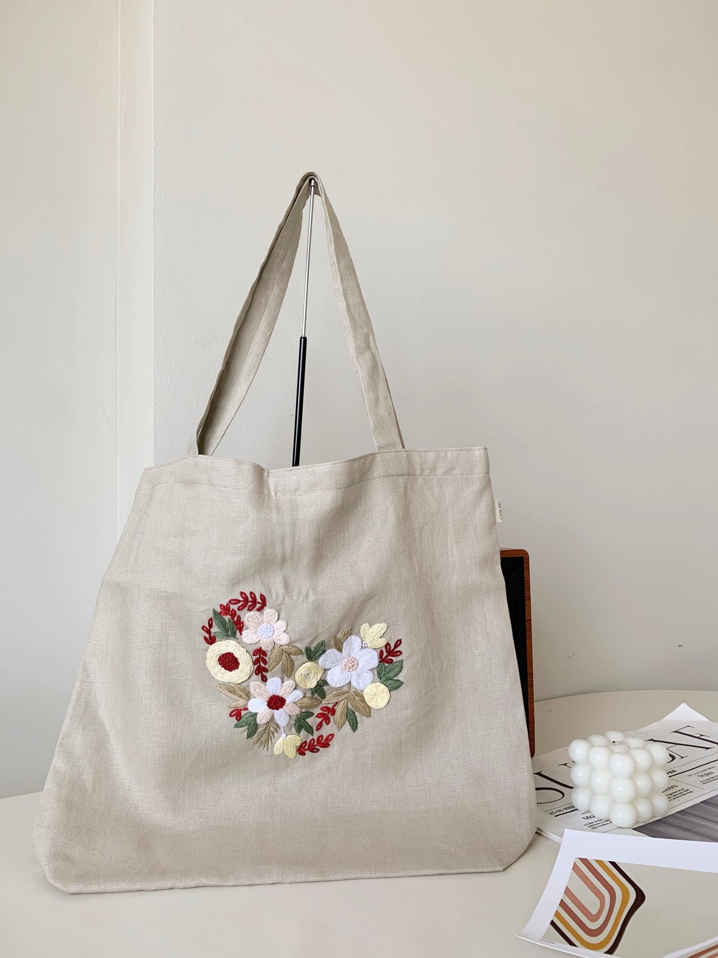 The Hand Embroidery Linen Canvas Tote Bag with Heart Floral Bouquet embroidery