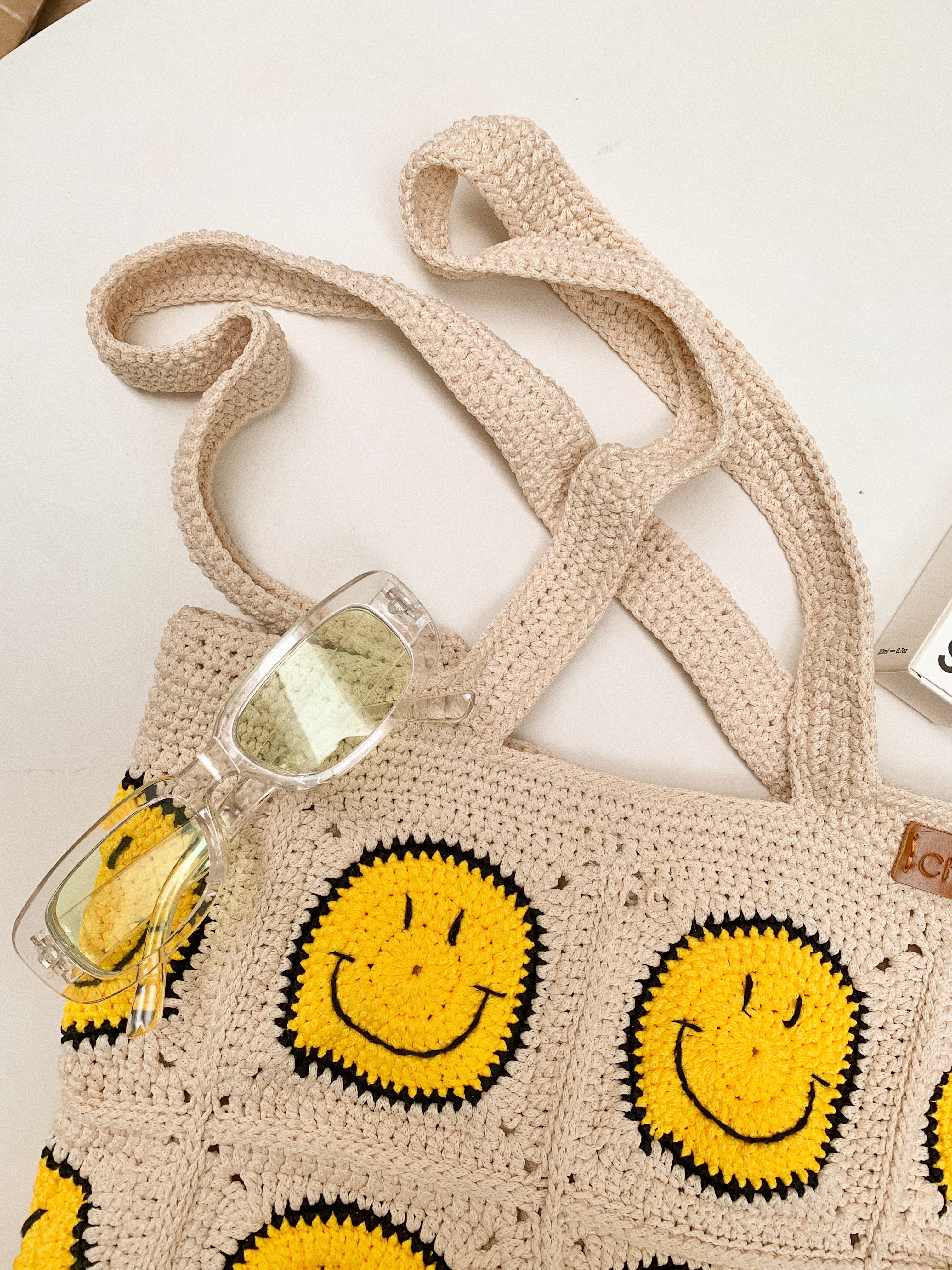 Smiley Tote Puffer Bag – Me & Kay