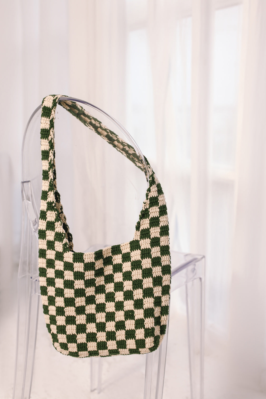 Checkered Tote Stylish and versatile Bag